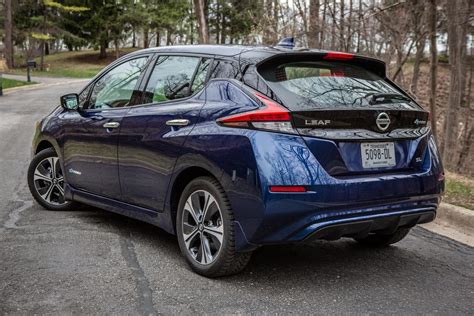 Nissan Leaf EV Zaps Tesla on Range & Price!
